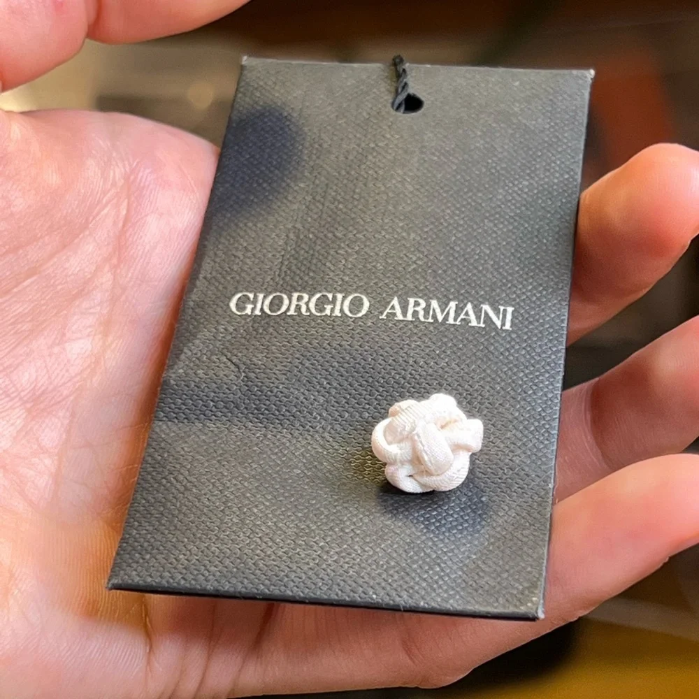 Genuine Giorgio Armani runway couture 100% silk reversible white top - Picture 12 of 15